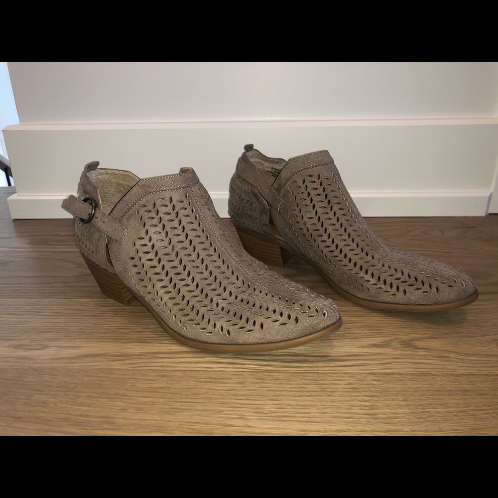 Madeline girl tranquil ankle boots